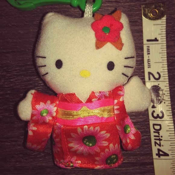 Vintage Sanrio McDonald's Hello Kitty Plush Japanese Kimono Clip Key - Picture 4 of 5